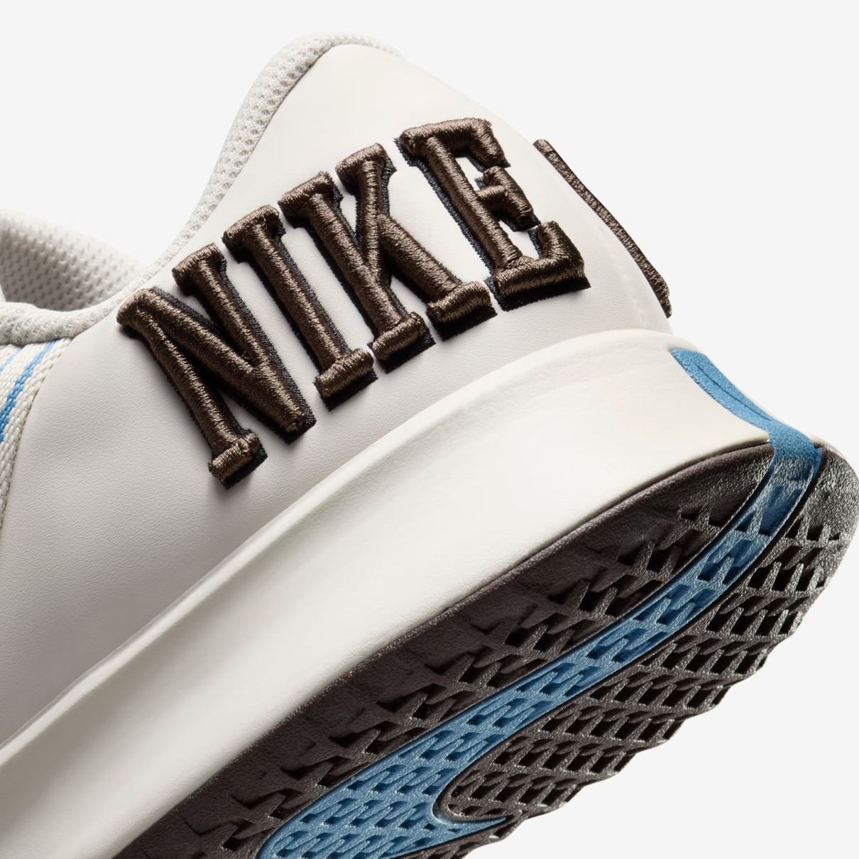 08 tenis nike air zoom vapor pro 2 hc branco preto