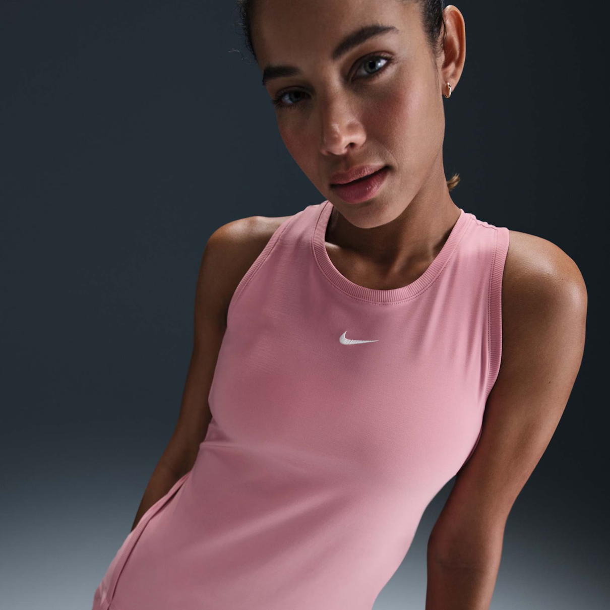 01 regata nike victory tank rosa