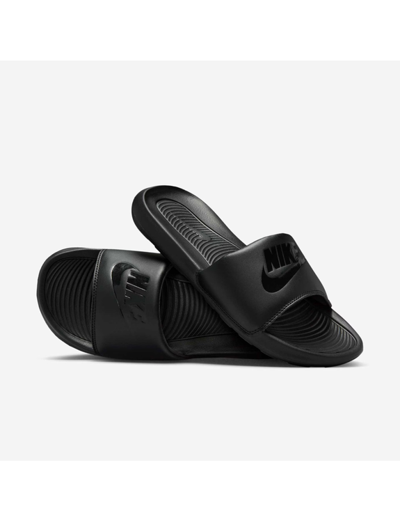 01 chinelo nike victori one slid preto