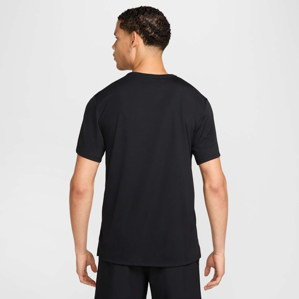 02 camiseta nike dri fit run energy preto
