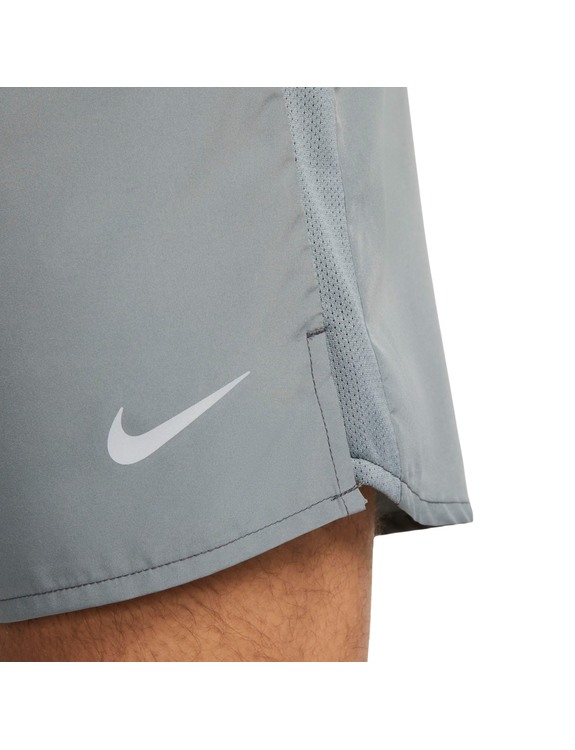 Bermuda Nike Challenger 7IN Cinza
