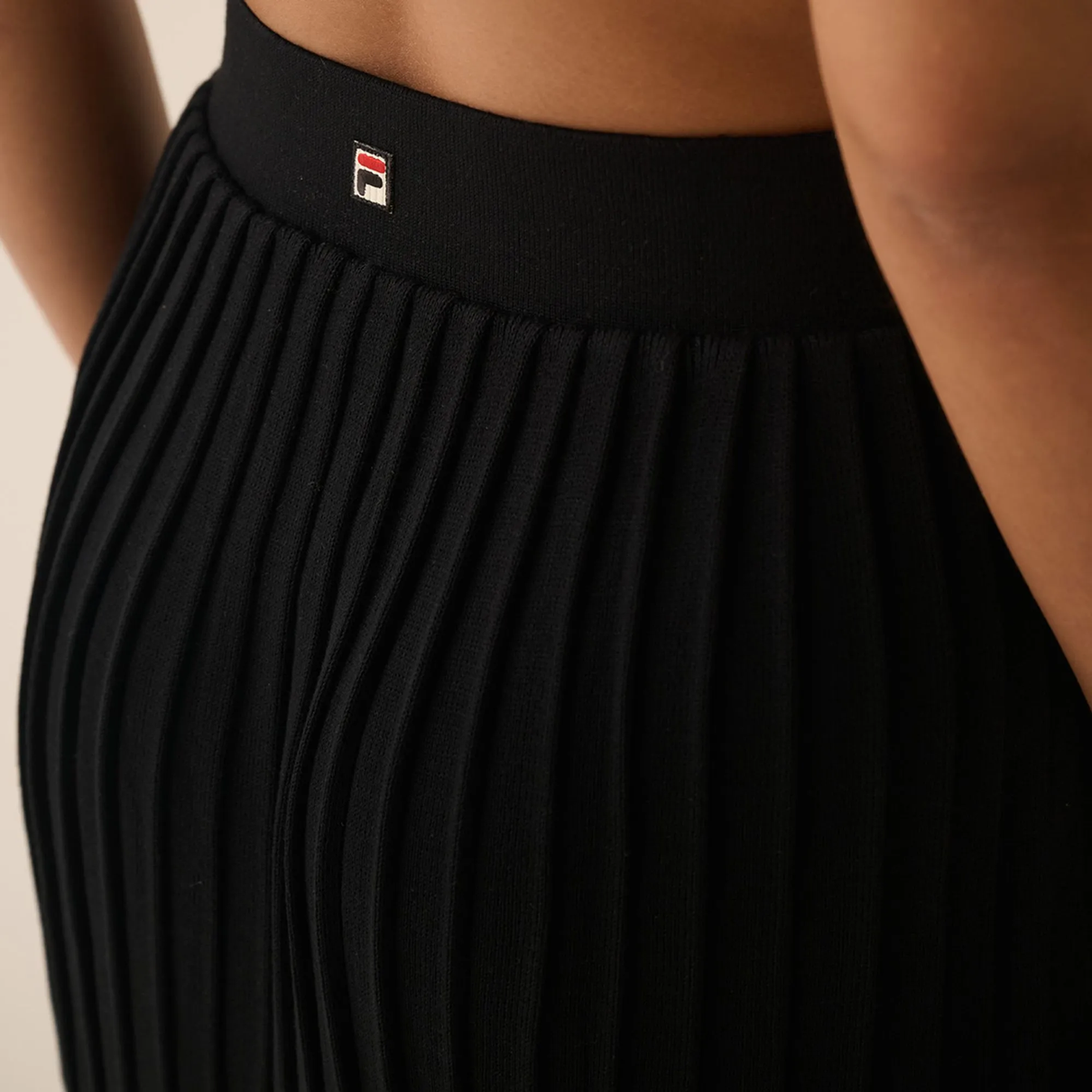 07 saia fila regular tricot sports preto