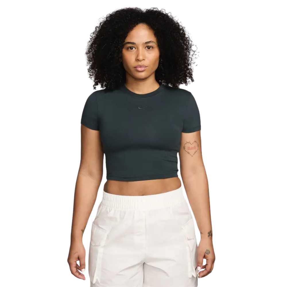 05 camiseta nike sportswear chill knit cropped verde