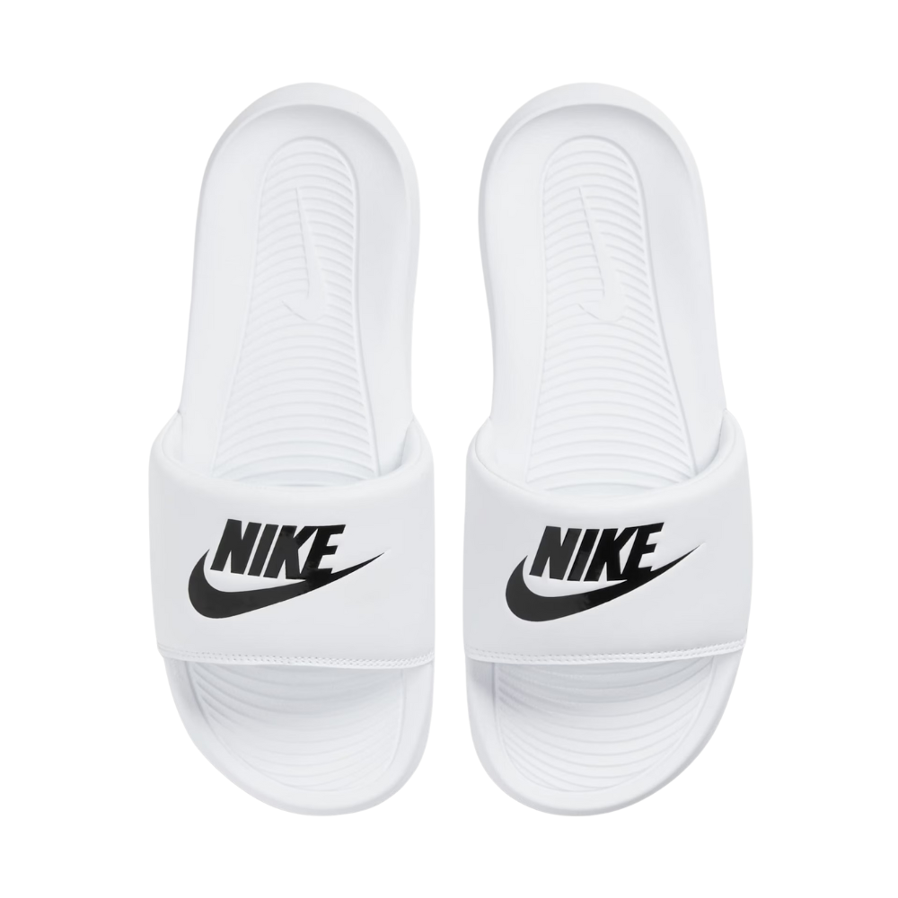 04 chinelo nike victori one slide branco preto
